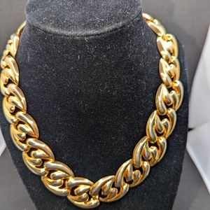 Vintage Chunky Gold Tone 18" unmarked Necklace